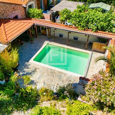 Maison 10 pièces 725000 €