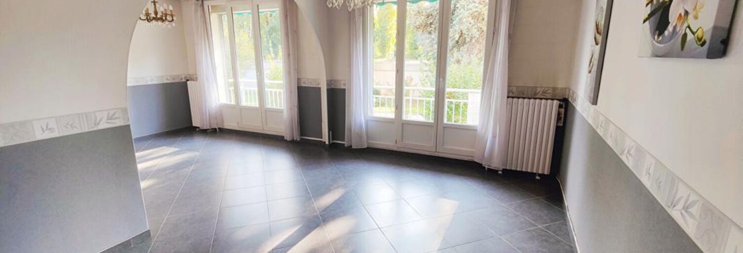 Appartement 4 Pièces 71 m² à vendre à Saint-Martin-d'Hères (38400)