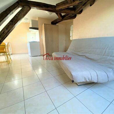 Appartement 1 pièces 370 €