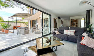 Maison 6 Pièces 195 m² à vendre à Châteauneuf-de-Gadagne (84470)