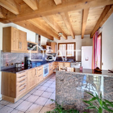 Maison 8 pièces 450000 €