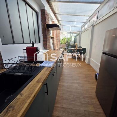 Immeuble  330000 €