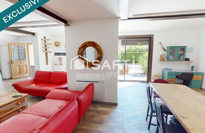 DOMAINE SUR 4.000 m² / DEUX HABITATIONS DE PLAIN-PIED / PISCINE — photo 3