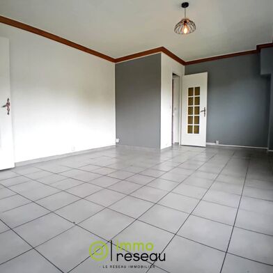 Appartement 4 pièces 79000 €