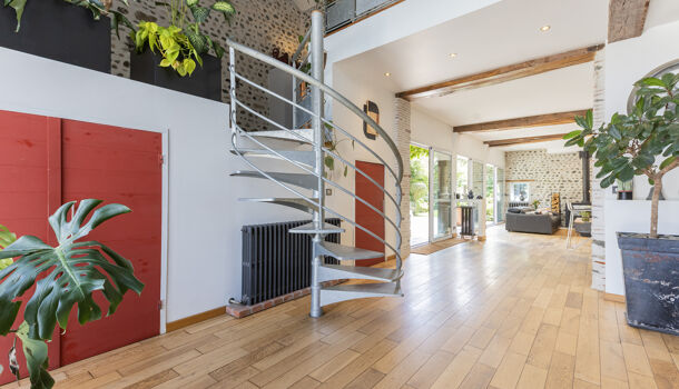 Villa / Maison 11 pièces  à vendre Lescar 64230