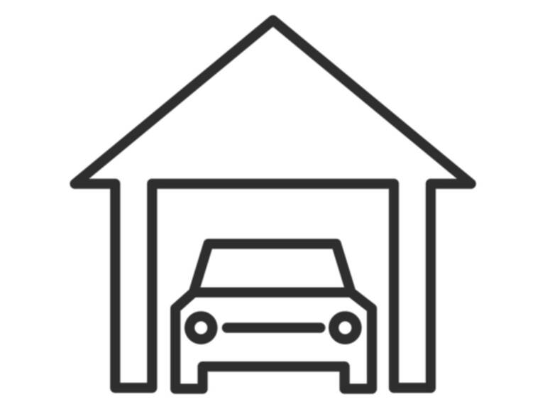 Garage   — photo 1