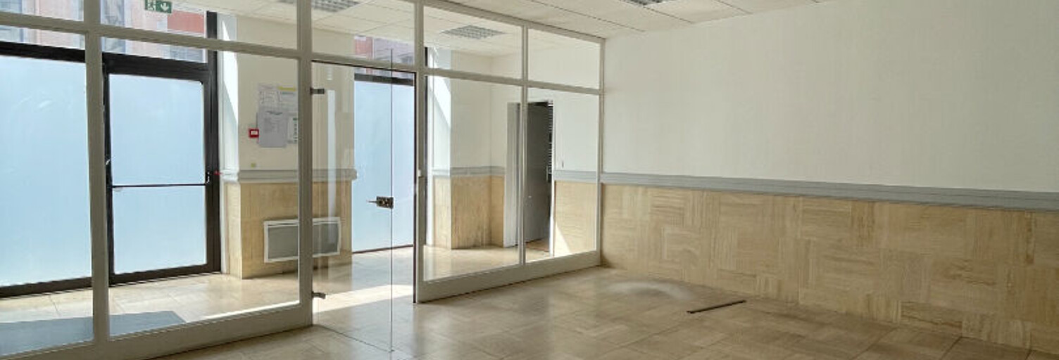 Bureau  225 m² à louer à Pau (64000)