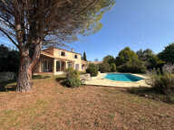 Vente, Aix en Provence Nord, LC Gestion vous propose une villa d'env. 220 m2, Terrain 4000 m2 avec piscine. — photo 2