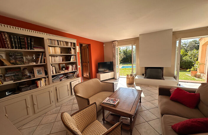 Vente, Aix en Provence Nord, LC Gestion vous propose une villa d'env. 220 m2, Terrain 4000 m2 avec piscine. — photo 4