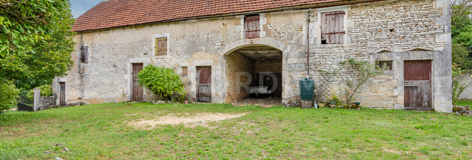 Maison 4 Pièces 105 m² à vendre à Sougères-en-Puisaye (89520)