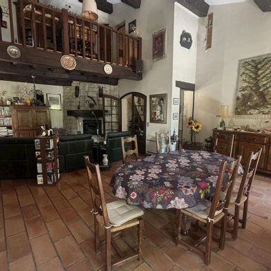 Maison 5 pièces 900000 €