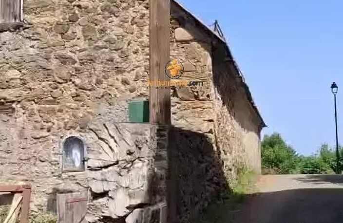 Ancien corps de ferme  à Gazost — photo 2