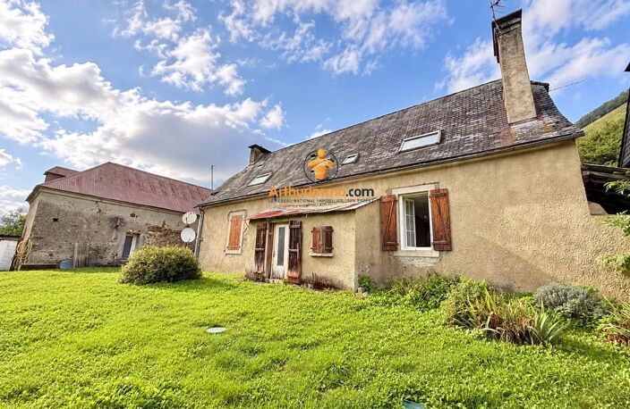 Ancien corps de ferme  à Gazost — photo 3