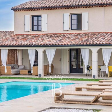 Maison 8 pièces 945000 €