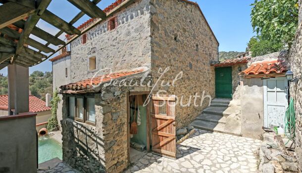 Maison de Village  4 pièces  à vendre Eus 66500