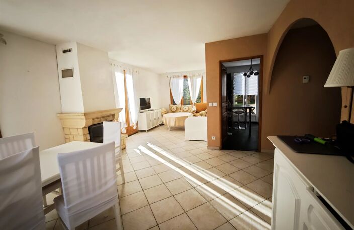 Golbey  Maison 117m2 5 chambres + terrasse + jardin — photo 4