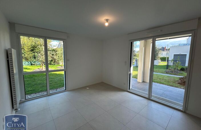 Location appartement 3 pièces 58 m² à Saint-Cyr-sur-Loire (37540) — photo 2