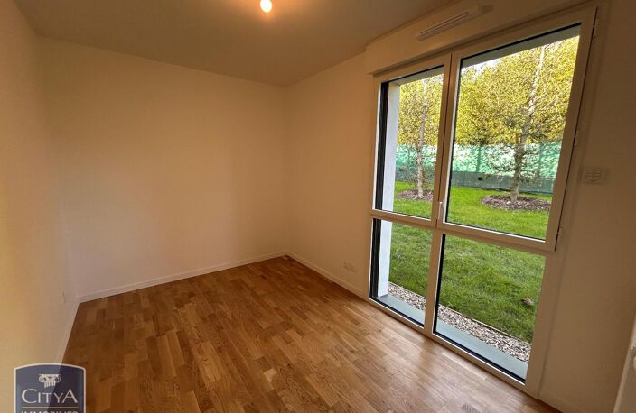 Location appartement 3 pièces 58 m² à Saint-Cyr-sur-Loire (37540) — photo 4