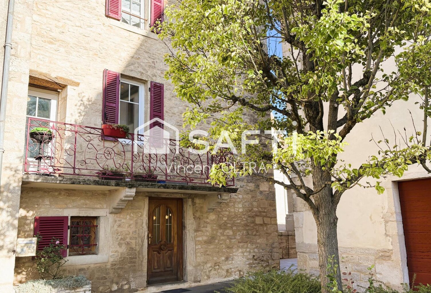 Grande maison de village rénovée dans un village viticole renommé — photo 1