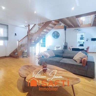 Appartement 7 pièces 309000 €