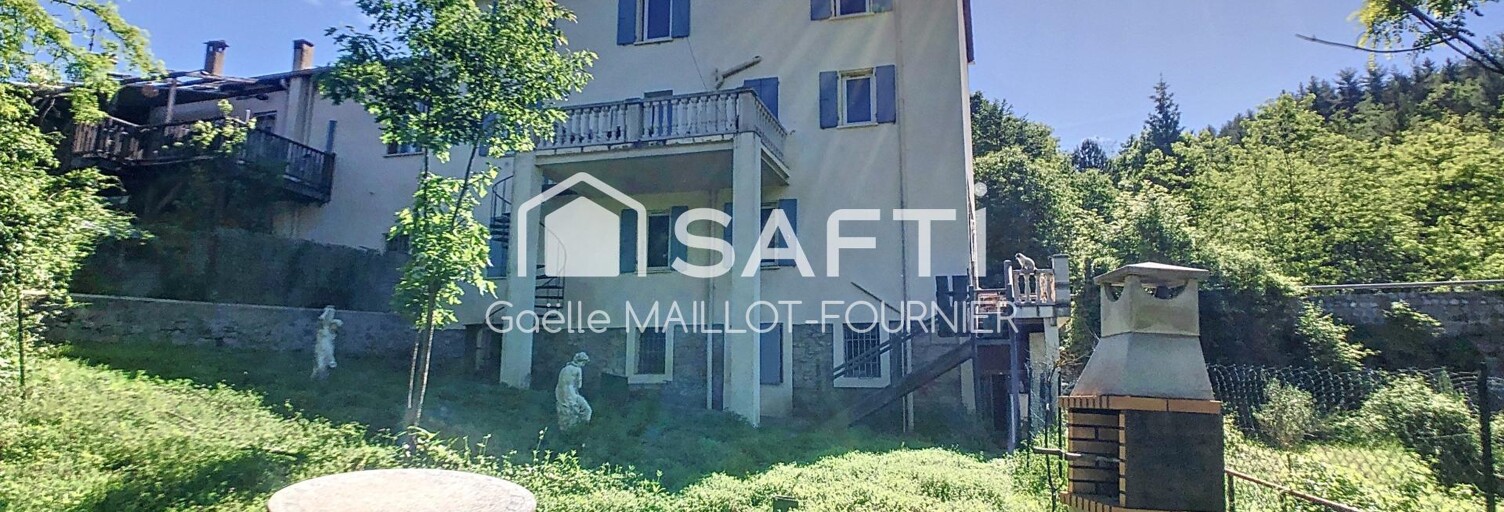 Maison 12 Pièces 237 m² à vendre à Saint-Laurent-de-Cerdans (66260)