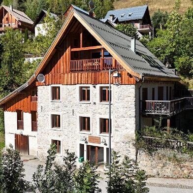 Maison 20 pièces 1795000 €