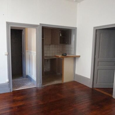 Appartement 2 pièces 546 €