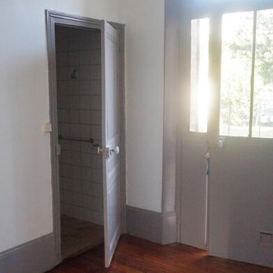 Appartement 2 pièces 546 €