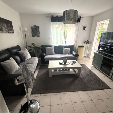 Appartement  92000 €