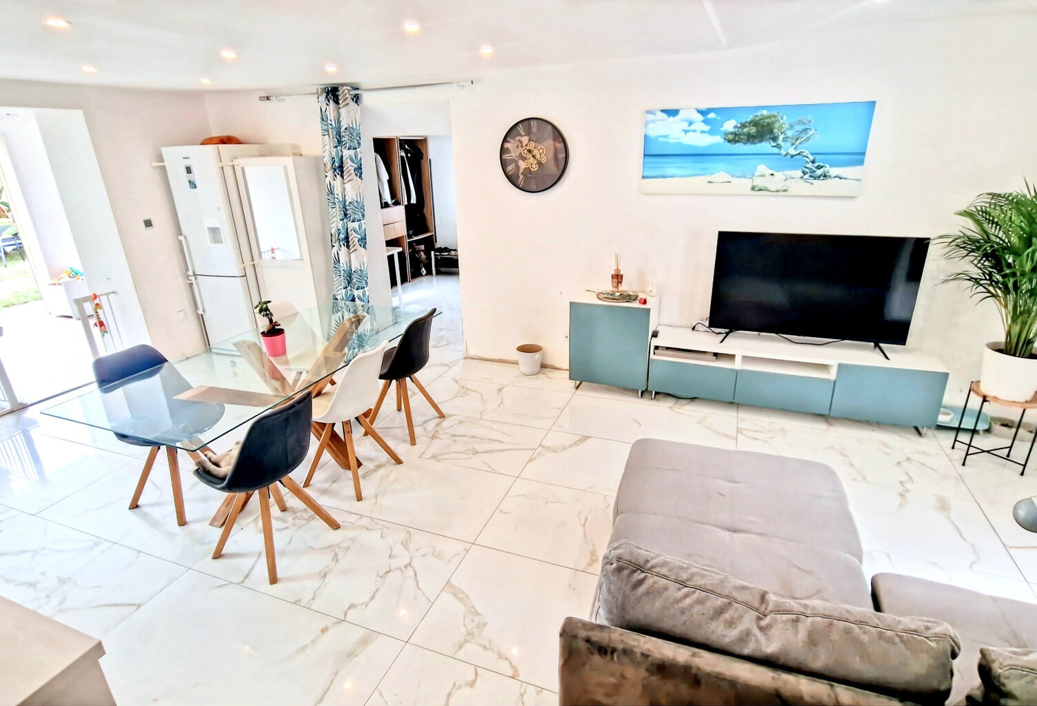 À La Ciotat   Maison T5 avec jardin arboré à 600 m de la pla — photo 1