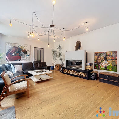 Maison 7 pièces 549900 €