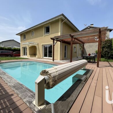 Maison 8 pièces 599000 €