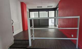 Commerce  130 m² à louer à Vannes (56000)