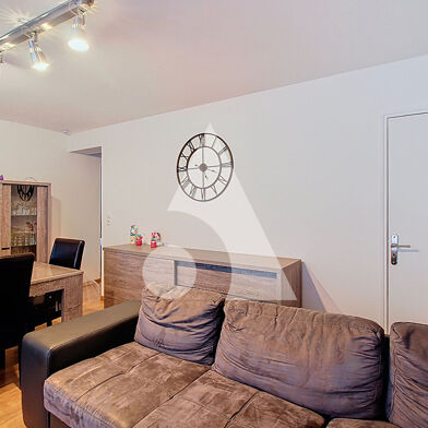 Immeuble  233000 €