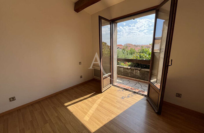 Villa 7 pièce(s) 145 m2 avec garage  34110 FRONTIGNAN — photo 3
