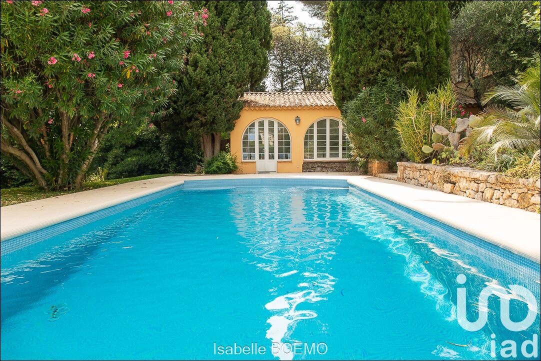 Maison à vendre, 9 pièces, 360 m², Antibes