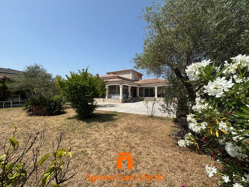 Villa / Maison 7 pièces  à vendre Montélimar 26200