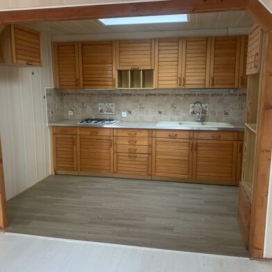 Appartement 3 pièces 765 €