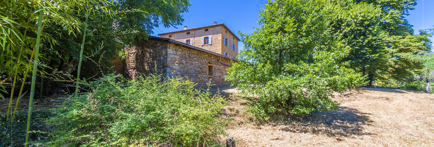 Maison 8 Pièces 200 m² à vendre à Val d'Oingt (69620)