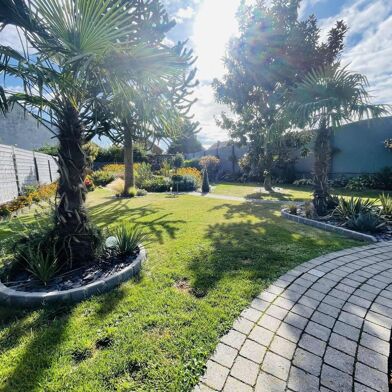 Maison 8 pièces 299500 €