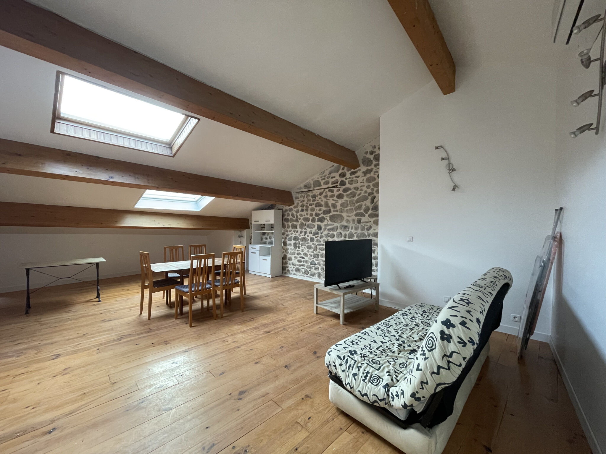 Appartement  T3 à louer Vals-les-Bains 07600