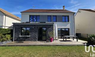 Maison 6 Pièces 140 m² à vendre à Crespières (78121)