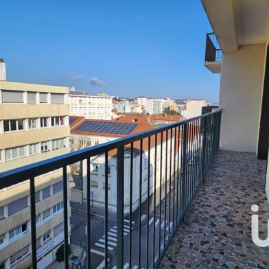 Appartement 3 pièces 690 €