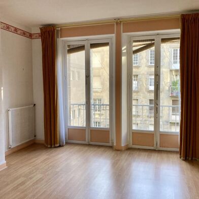 Appartement 3 pièces 262600 €