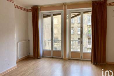 Appartement 3 pièces 262600 €