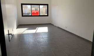 Commerce  40 m² à louer à Saint-Mathieu-de-Tréviers (34270)