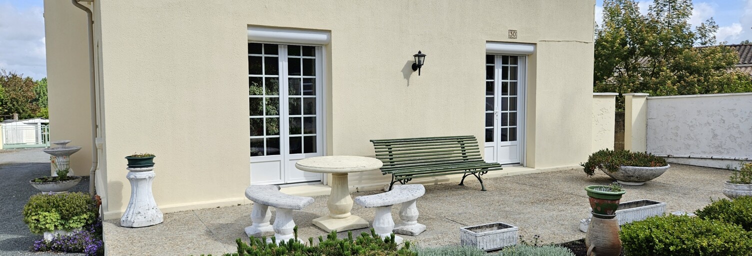 Maison 5 Pièces 142 m² à vendre à Pons (17800)