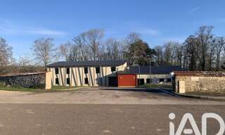 Immeuble  937 m² à vendre à Saint-Broingt-le-Bois (52190)