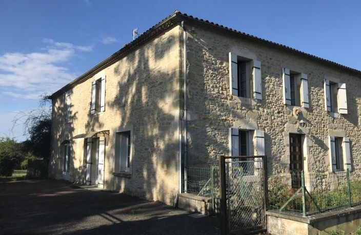 Maison en pierre de 6 pièces principales — photo 4