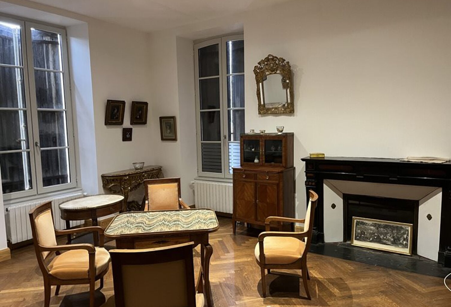 Maison en pierre de 8 pièces principales — photo 1